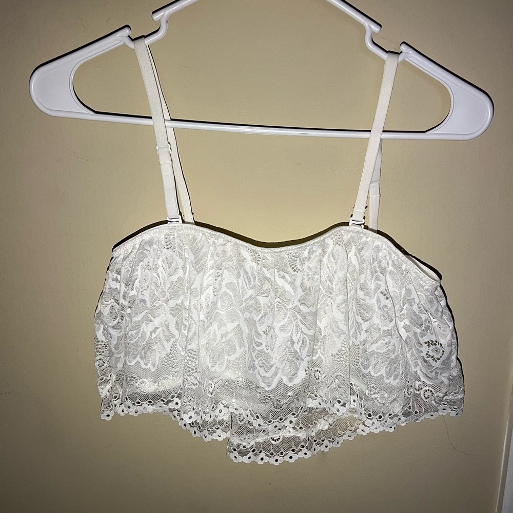 White lace top w/ detachable straps